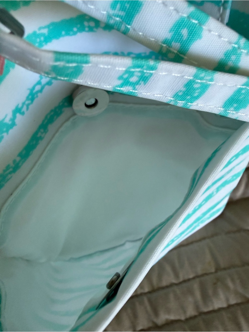 (4 for $20) SCOUT Sally Go Lightly Crossbody Bag - Picture 3 of 5